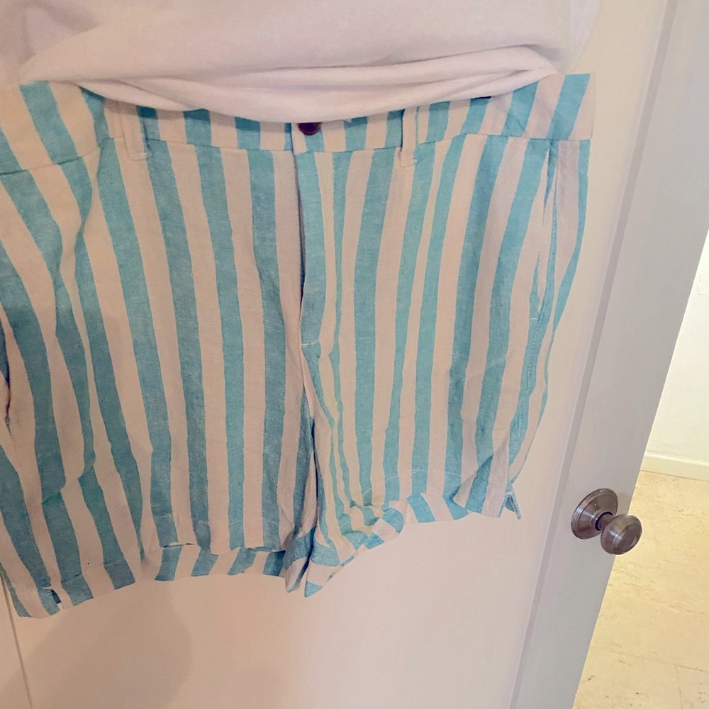 Stripped Linen Shorts